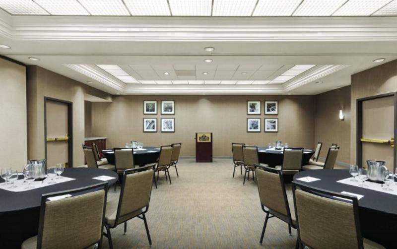 Country & By Radisson, Seattle-bothell, Wa
