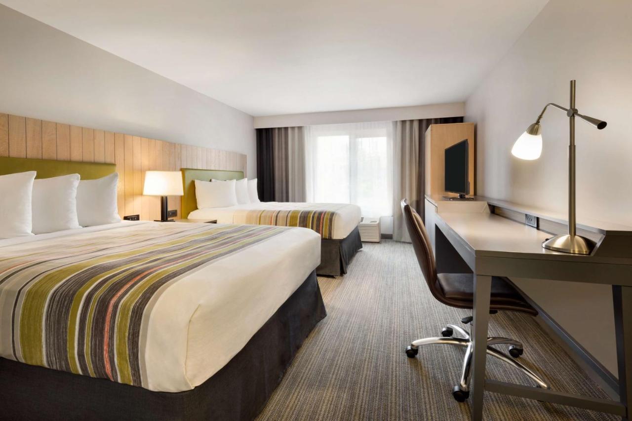 Country & By Radisson, Seattle-bothell, Wa Hotel